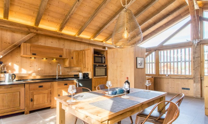 Chalet Mirabel – Sealy Heather