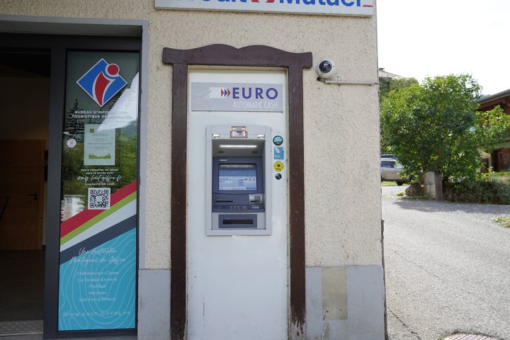 Distributeur de billets