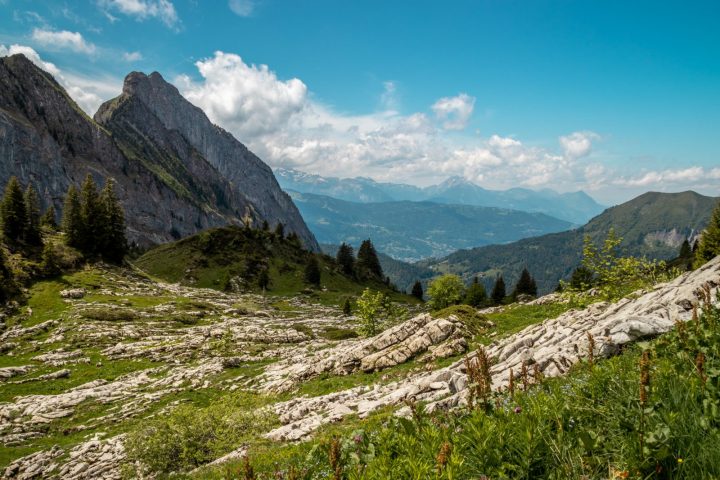 Itinéraire pédestre : rando’bus Samoëns – Cirque du Fer à Cheval par le Refuge de Bostan