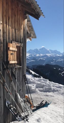 Journée Raquettes avec fondue Suisse en chalet privé_Morillon