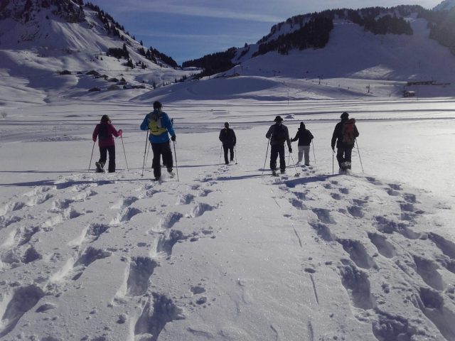 Randonnée accompagnée en raquettes : la vie en montagne_Sixt-Fer-à-Cheval