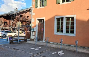 Attache vélo de la mairie
