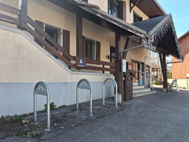 Attaches vélo de l&rsquo;office de tourisme_Morillon