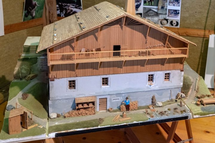Visite de la Ferme Ecomusée du Clos Parchet_Samoëns