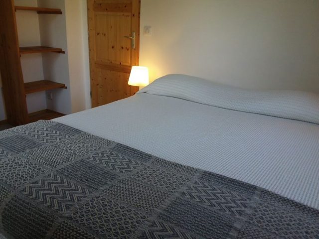 Appartement du bas Chambre lit double