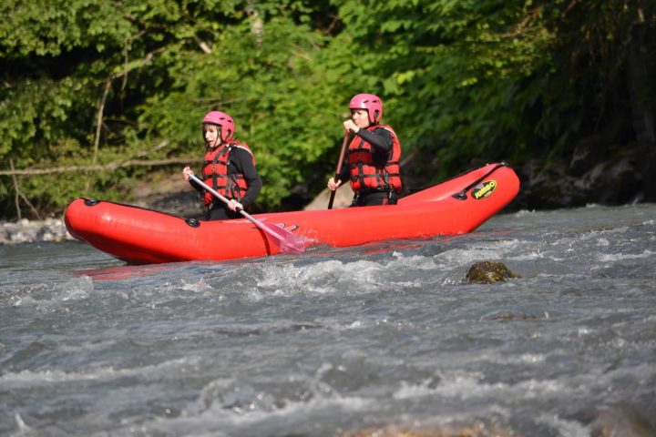 Rafting Indian canoraft