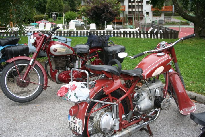 Rassemblement moto hôtel Neige et Roc