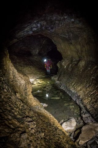 Spéléologie à Nunayak