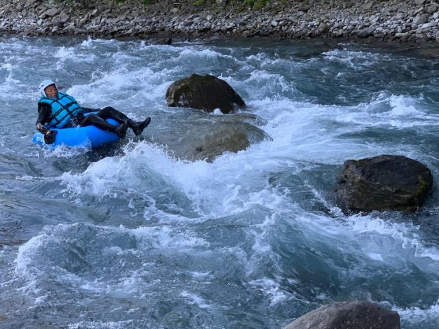 Tubing dans le Giffre
